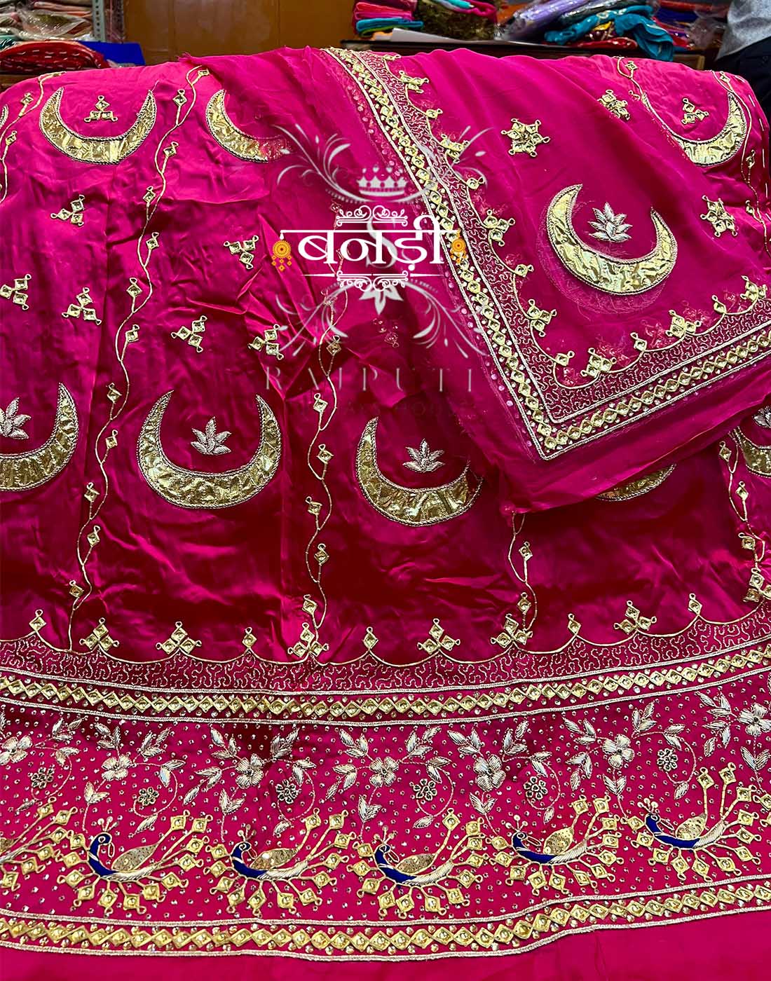 Heavy Bembar satin Poshak with Thakurji pure Odhna in Danka Handwork work